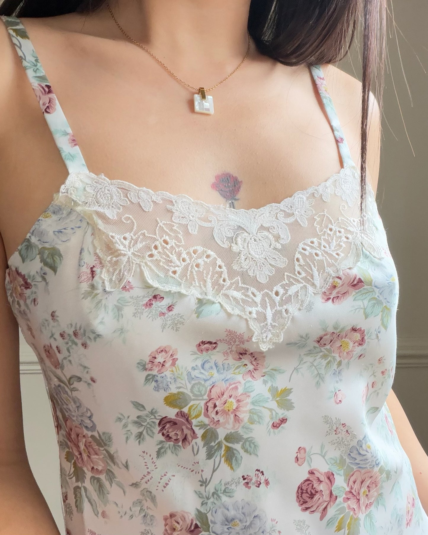 Vintage floral satin slip dress – pastel rose lace trim mini