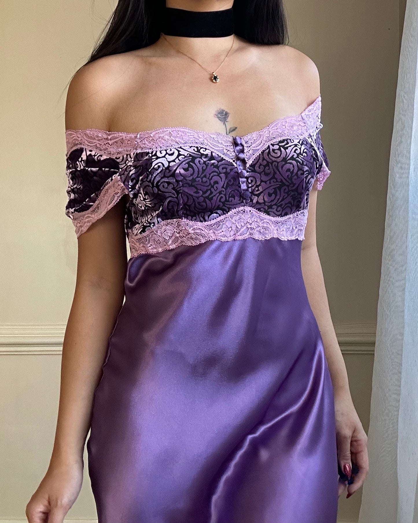 Elegant Purple Knee-Length Slip Dress featuring a Lace-trimmed Bodice