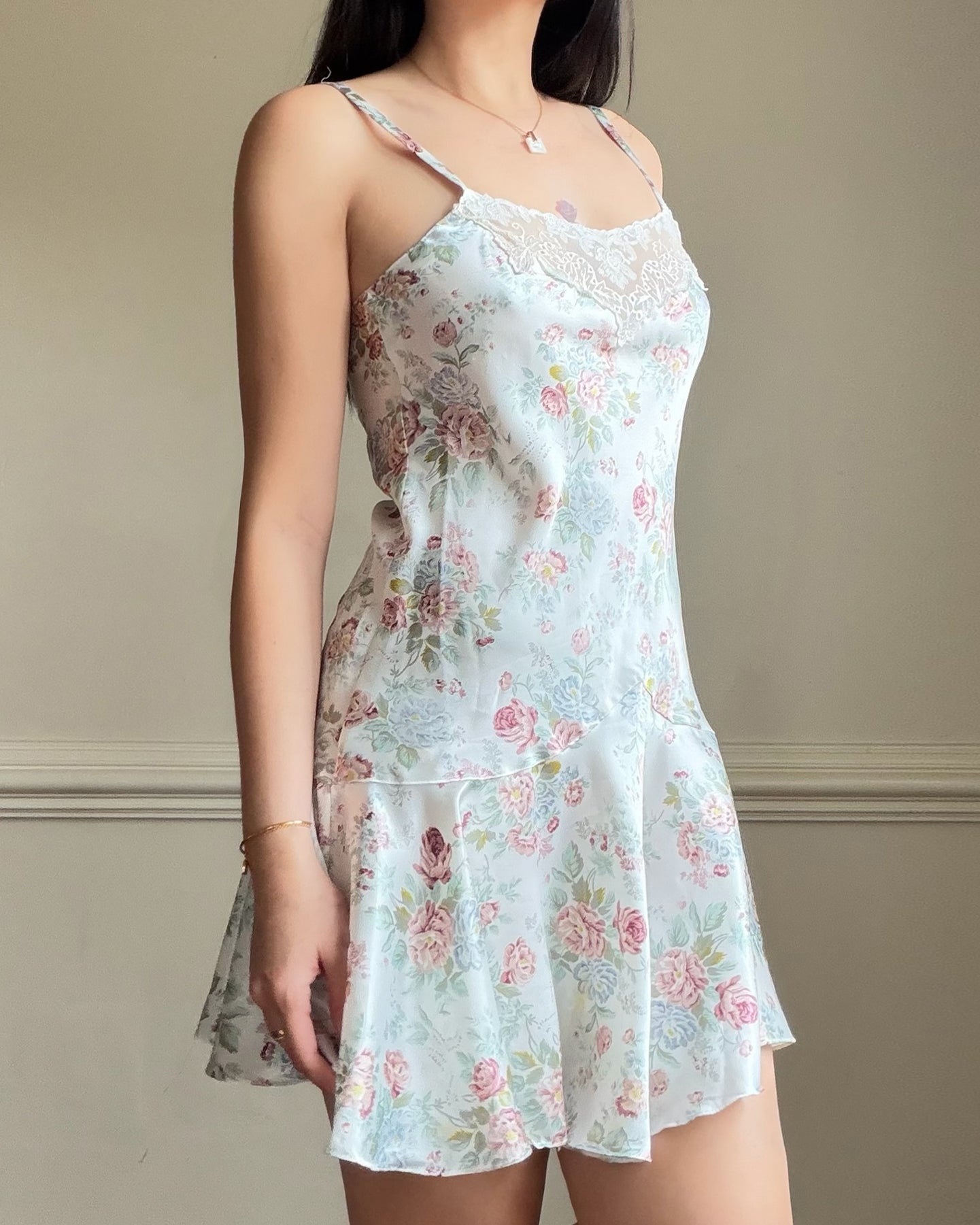Vintage floral satin slip dress – pastel rose lace trim mini