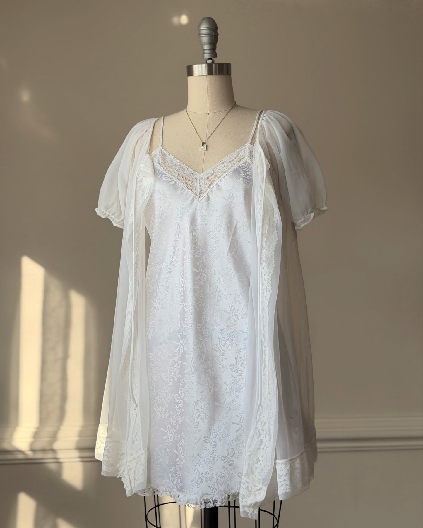 Vintage Sheer Lace Robe – Ivory Chiffon