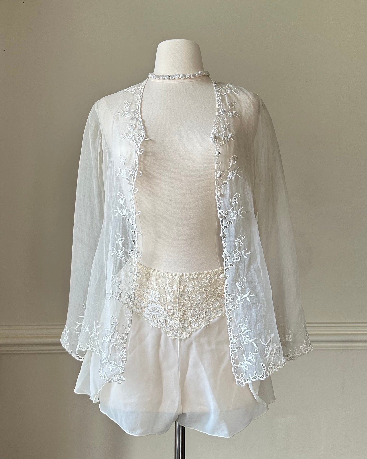 Elegant Sheer Long Sleeves Blouse featuring Floral Embroidery