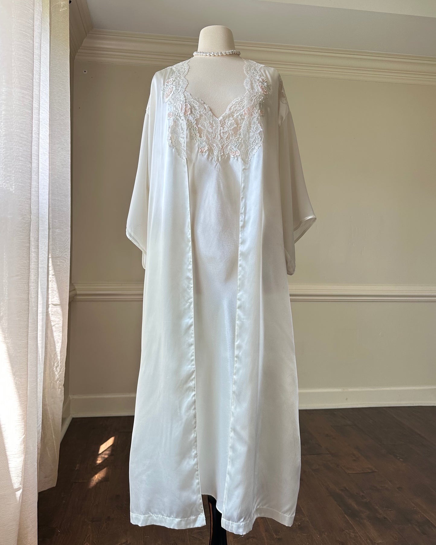 Valmode’s Vintage Set includes Maxi Dress + Matching Long Sleeve Robes