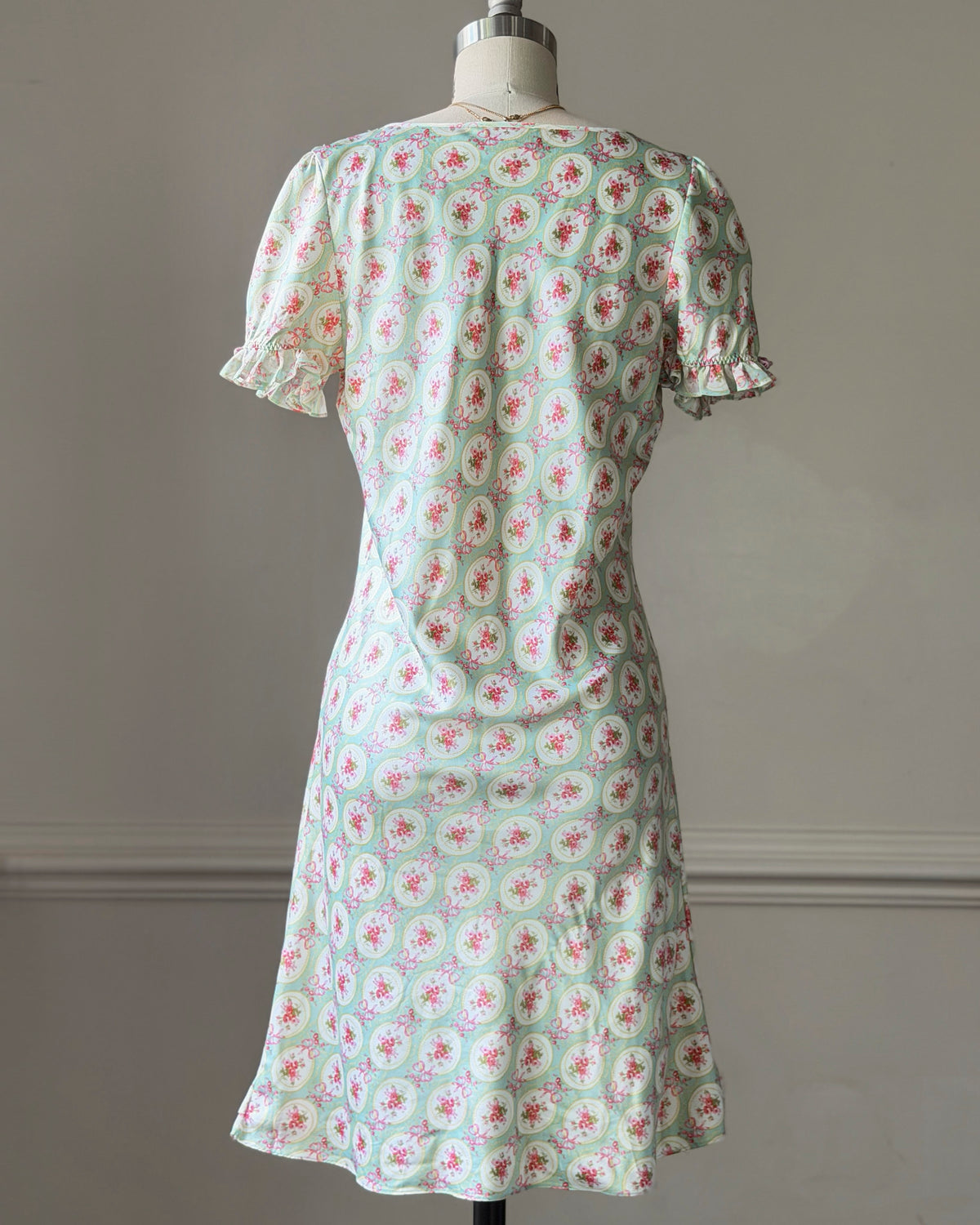 Eblin Lingerie Mint Floral Empire Dress — Velvet Ribbon & Ruffle Collar