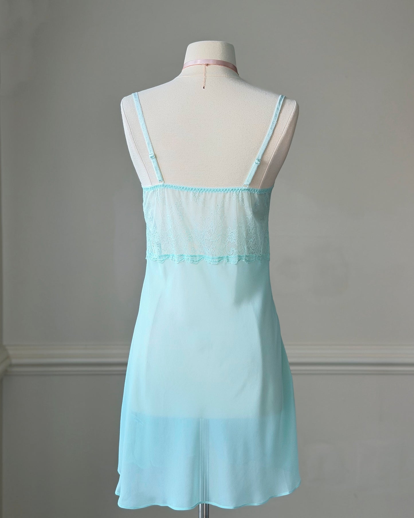 [ES] Mint Chiffon Lace V-Neck Slip Dress — Floral Lace Bodice & Bow Charm