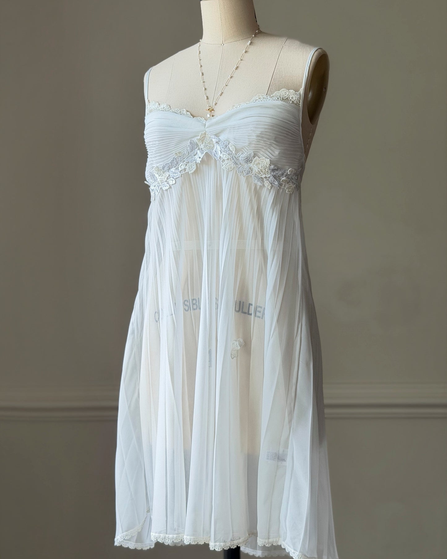 Vera Wang for Fidelta White Peignoir Set — Mesh Chemise & Satin Robe
