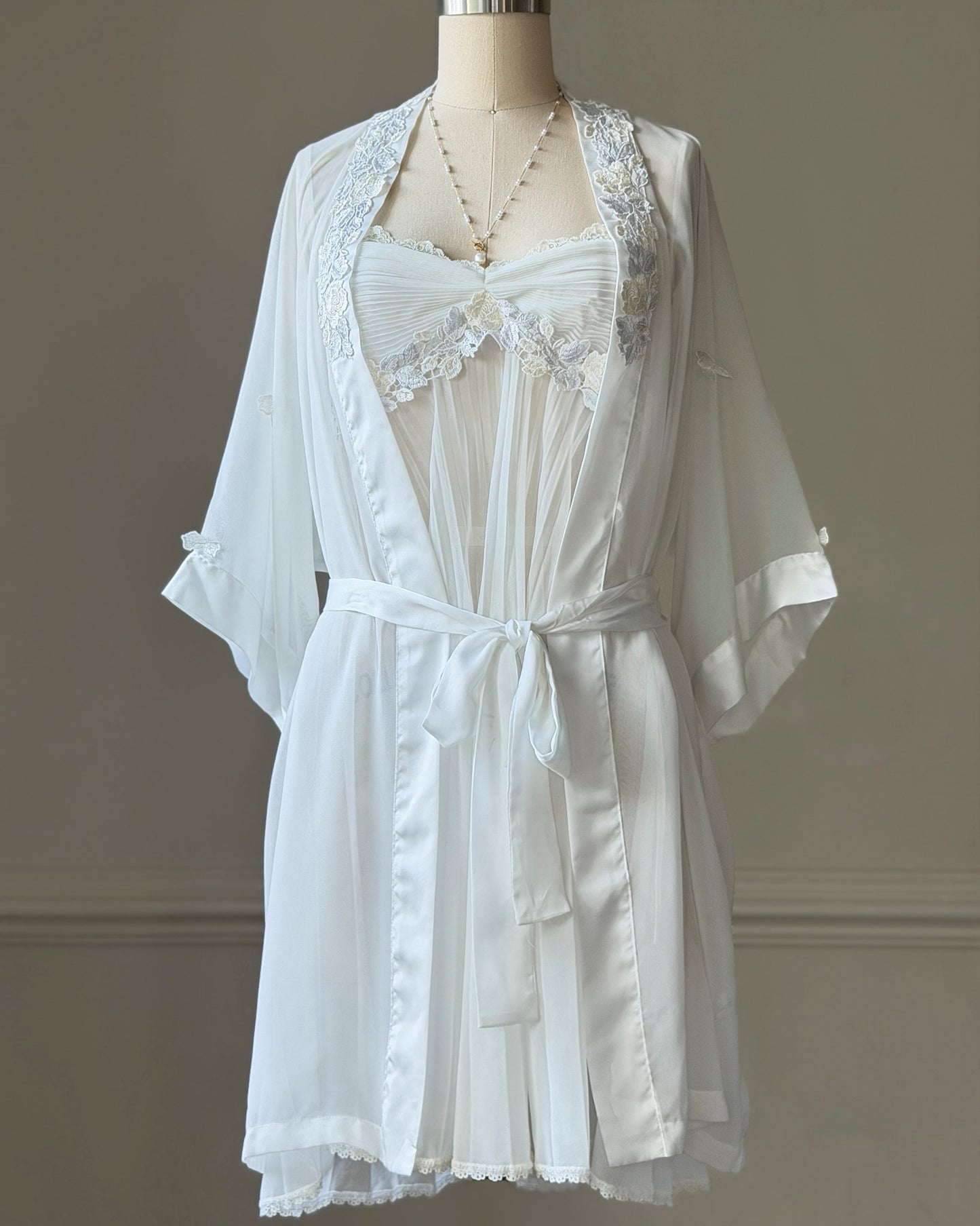 Vera Wang for Fidelta White Peignoir Set — Mesh Chemise & Satin Robe