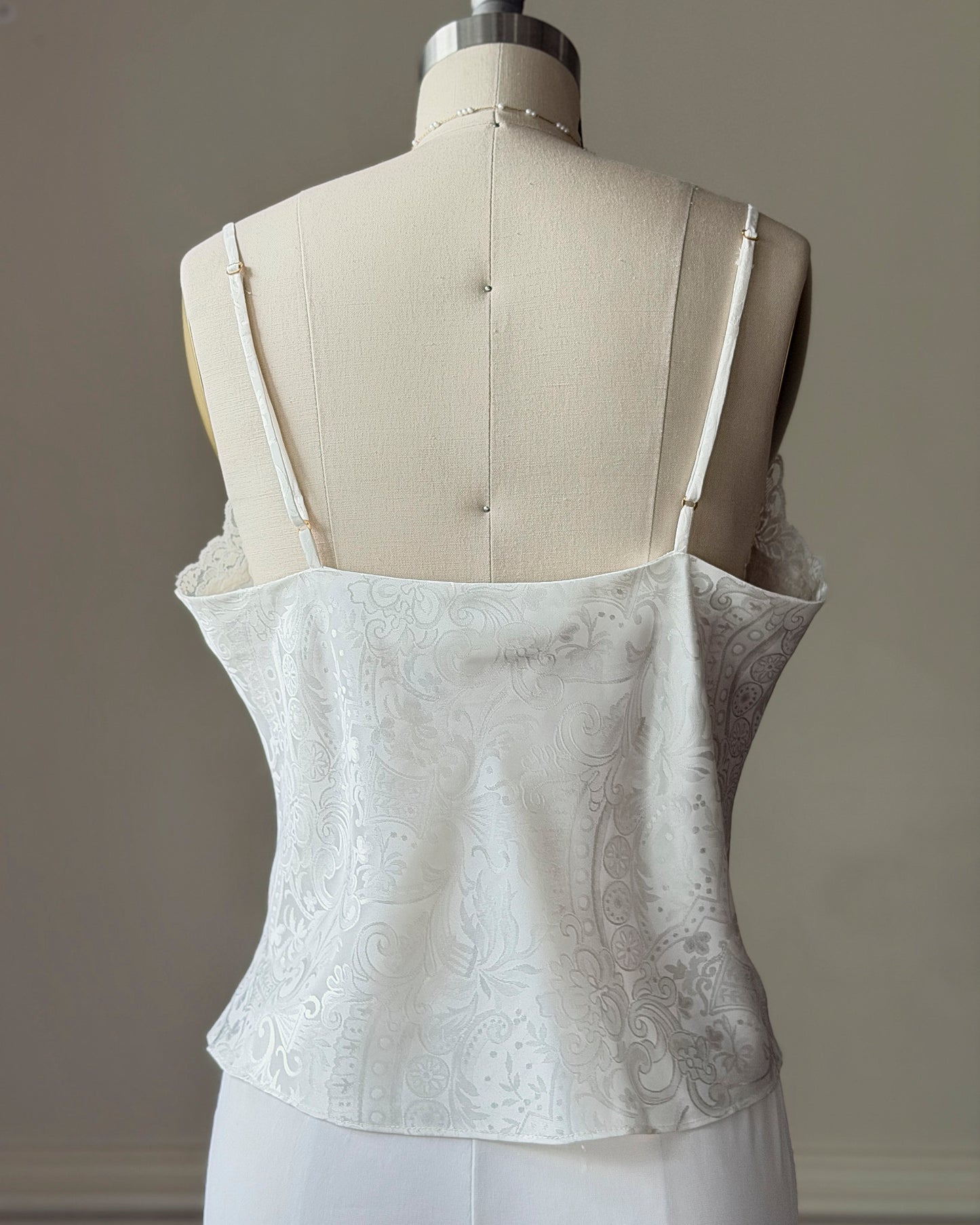 Victoria's Secret White Jacquard Bralette Top — Lace Front Panel