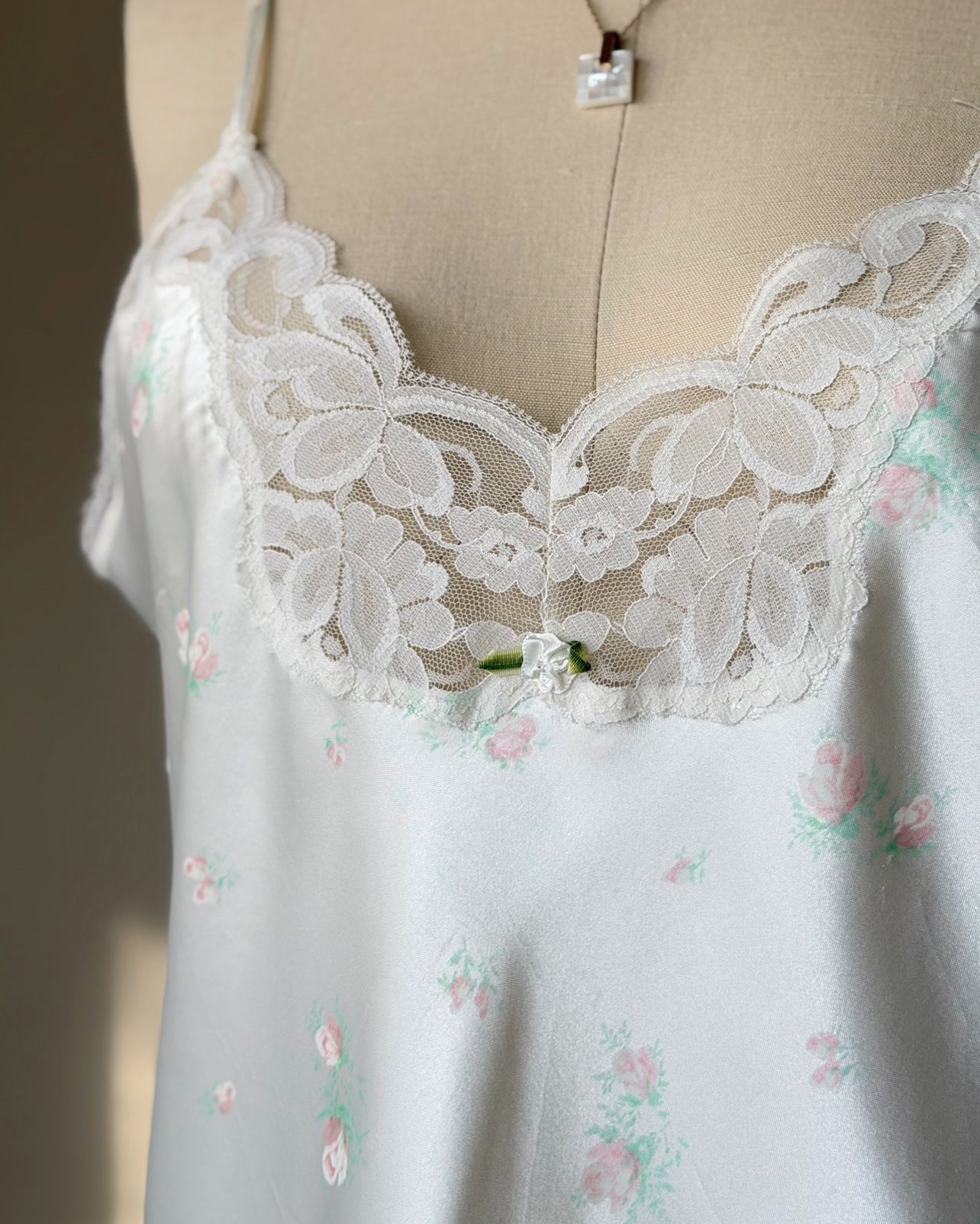 Vintage Floral Slip Dress – Ivory Satin Lace Trim Mini Lingerie
